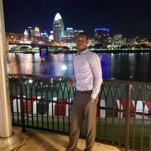 Meet your Posher, Evariste